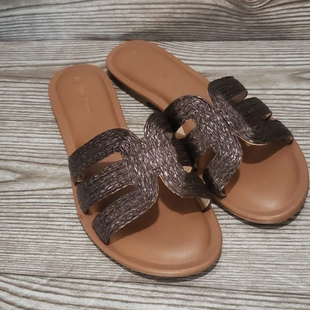 Top Drop brown slide sandals for woman size 7.5